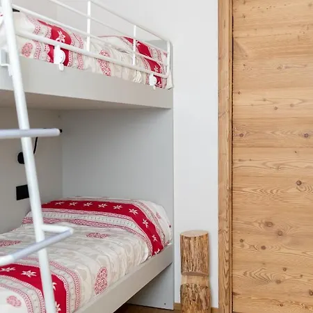 Trilocale Taiga - Traviolo Apartamento